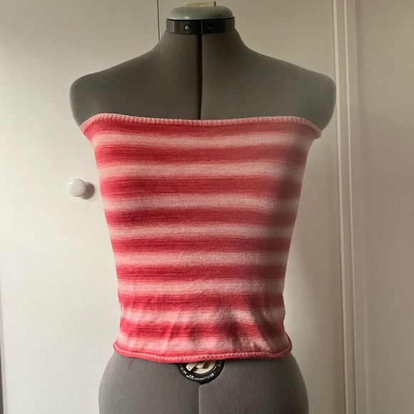 Gimaguas Tops - Gimaguas Red Ludo Camisole in size large